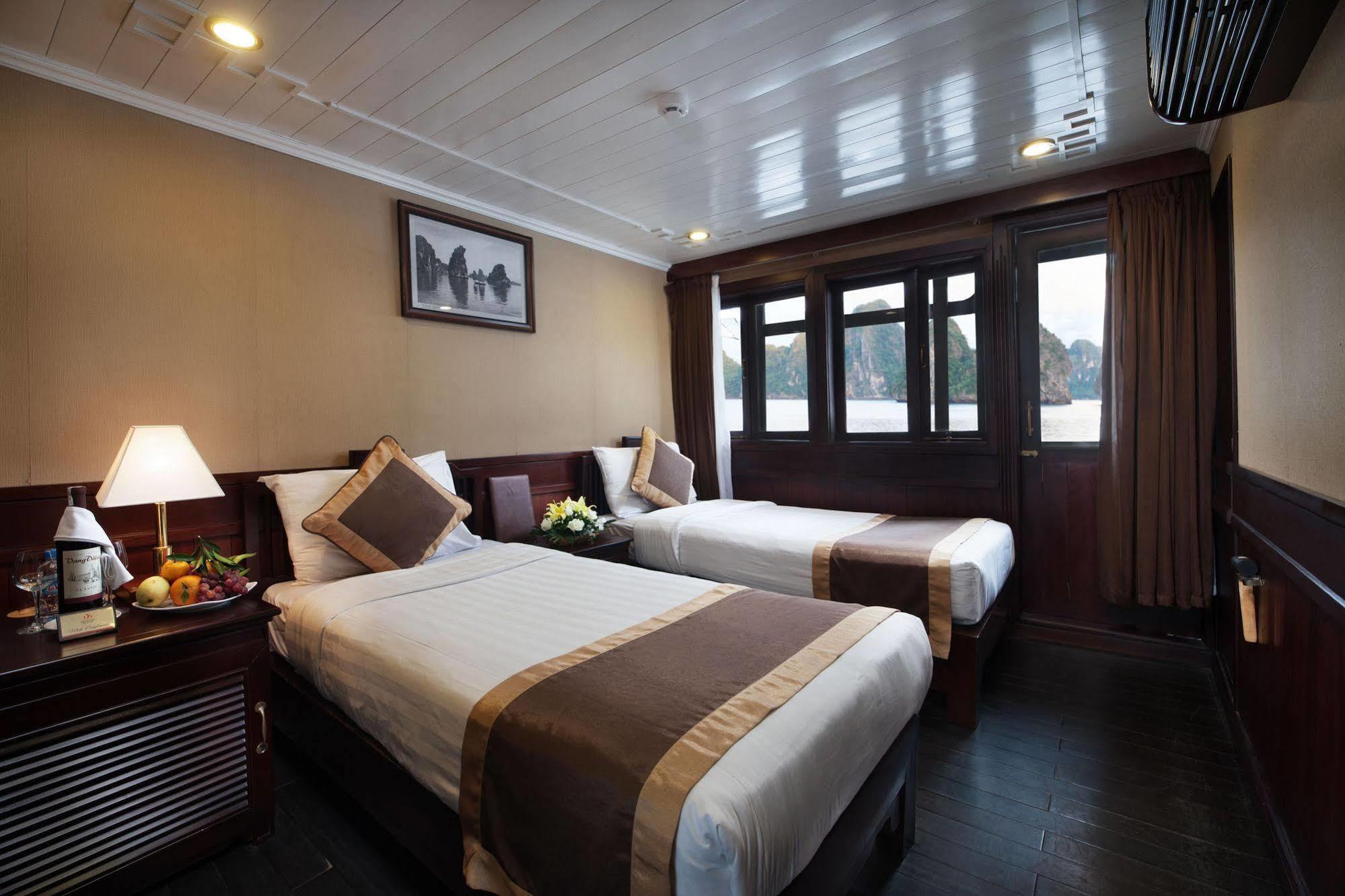 Готель Halong Glory Legend Cruise Халонг Екстер'єр фото