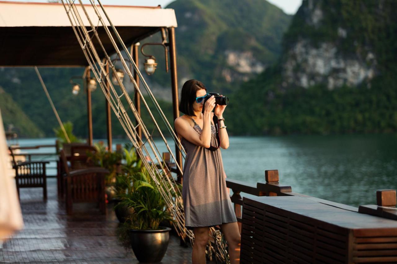 Готель Halong Glory Legend Cruise Халонг Екстер'єр фото